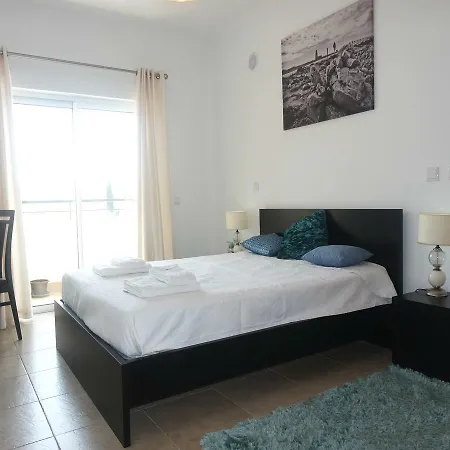 C04 - Pool View 3 Bed Apartment Lagos Exterior photo