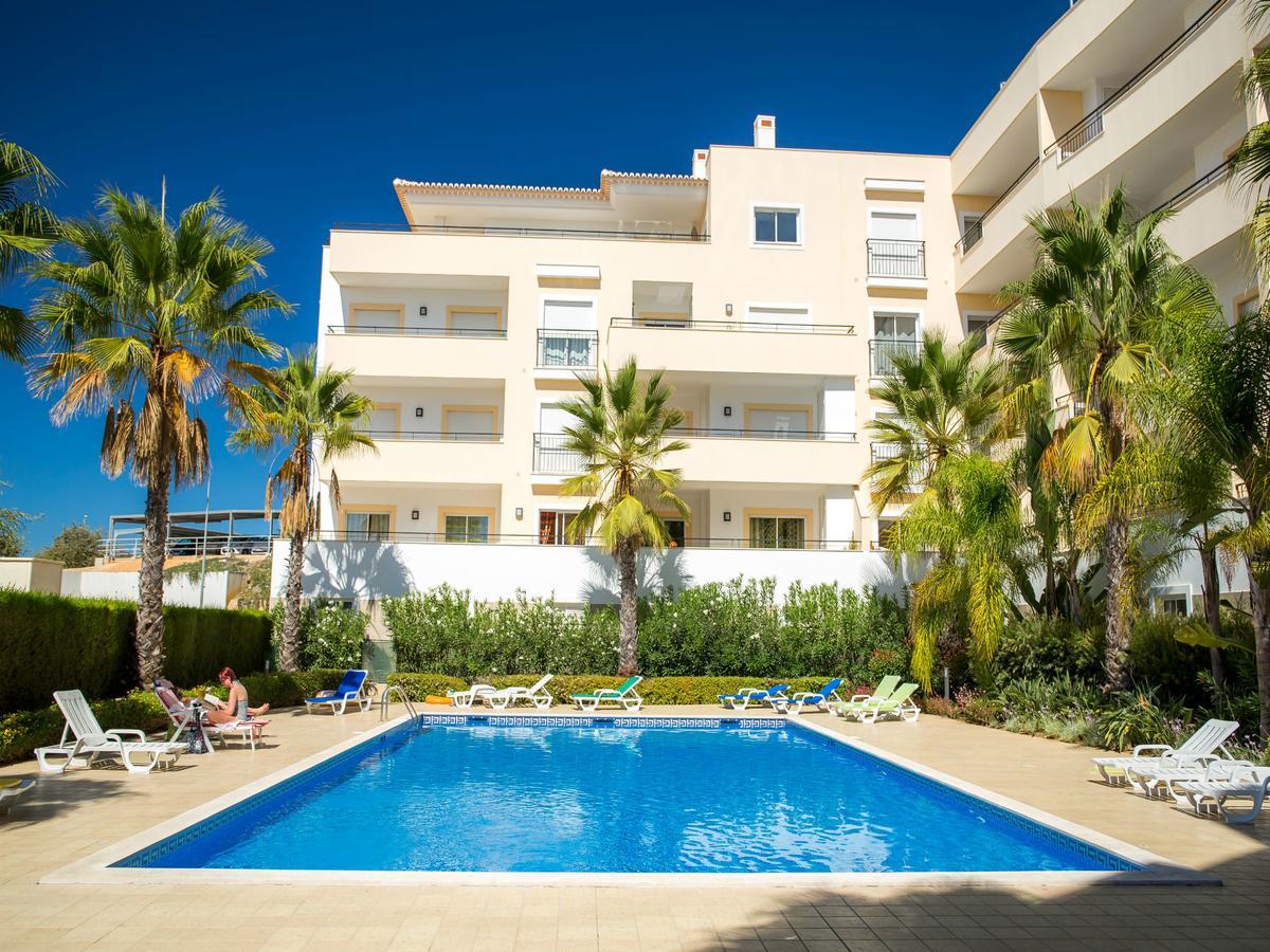 Appartamento C04 - Pool View 3 Bed *